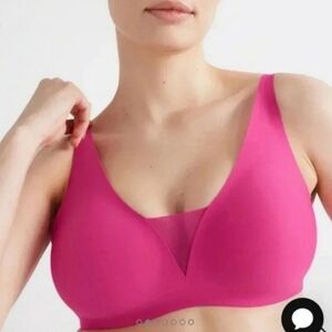 Knix Revolution Shadow Mesh Wireless Bra Pink Small+ (Fits 32D, 32DD, 32E/DDD)